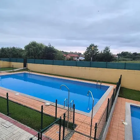 度假居 Capricho De Rovacias 柯米拉斯